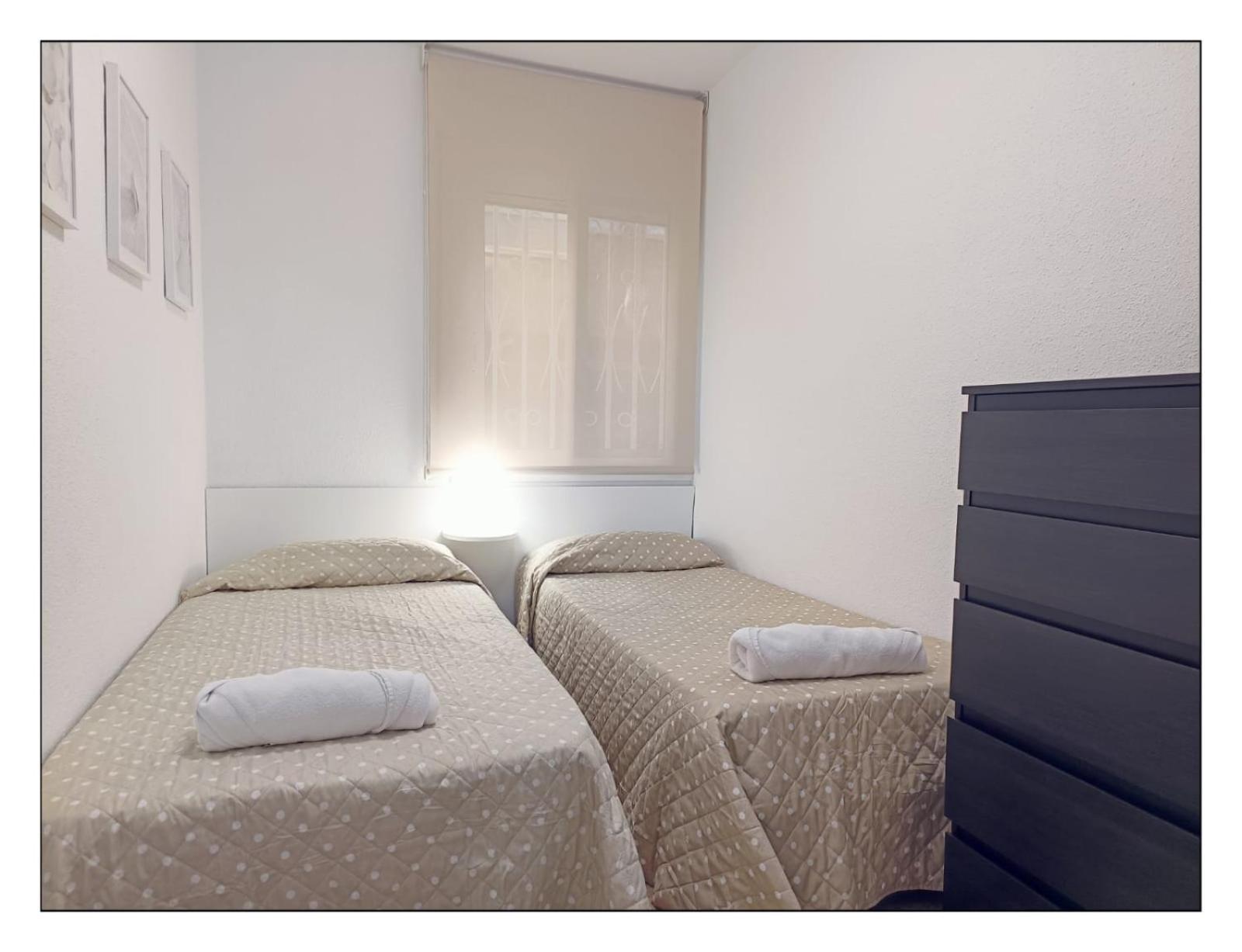 Apartamento - Wifi Free - Piscina - 50 M Playa ซาลอว์ ภายนอก รูปภาพ